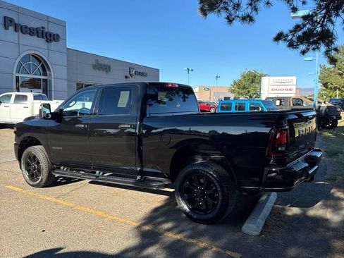 Used 2025 RAM 2500 Big Horn AWD/4WD image 2