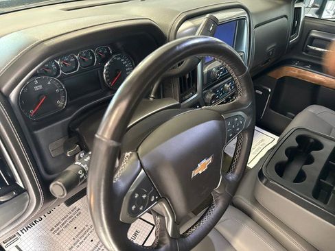 Used 2018 Chevrolet Silverado 1500 LTZ w/ LTZ Plus Package AWD/4WD image 17