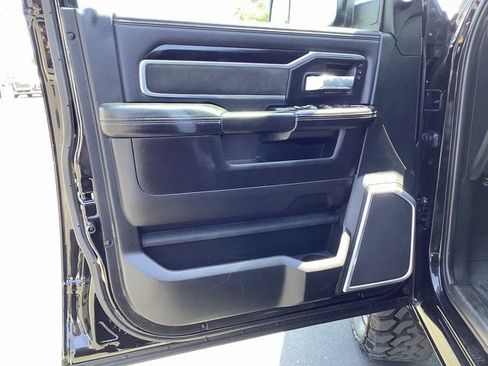 Used 2019 RAM 2500 Laramie image 9