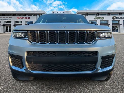 New 2025 Jeep Grand Cherokee L Laredo w/ Luxury Tech Group I image 3