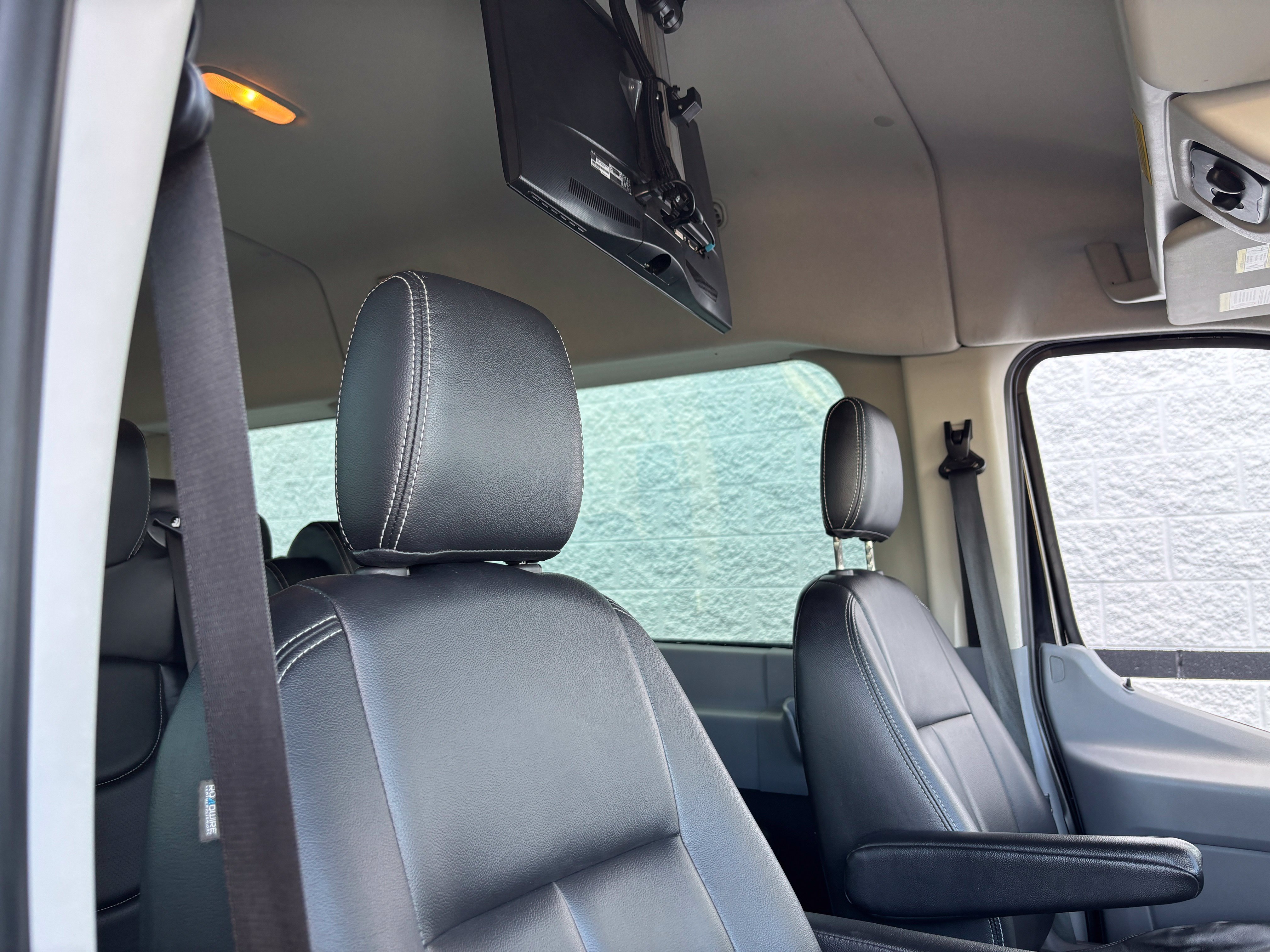 Used 2018 Ford Transit 350 XLT RWD image 20