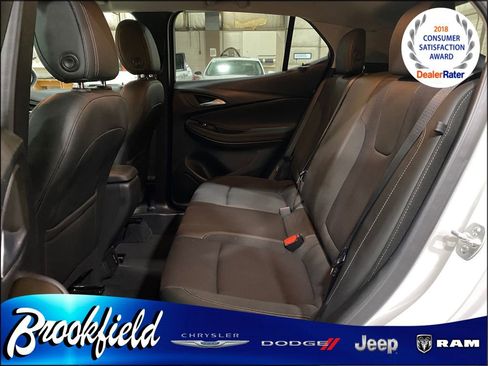 Used 2025 Buick Encore GX Preferred image 16