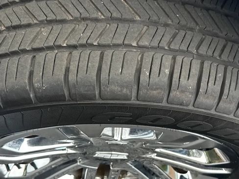 Used 2016 Cadillac Escalade 2WD image 57