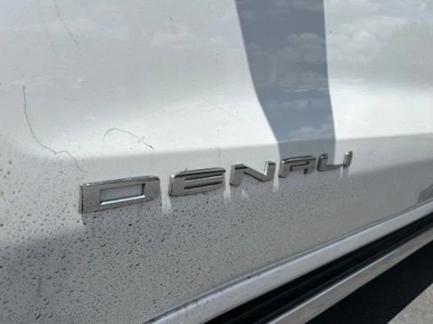 Used 2025 GMC Sierra 1500 Denali AWD/4WD image 17