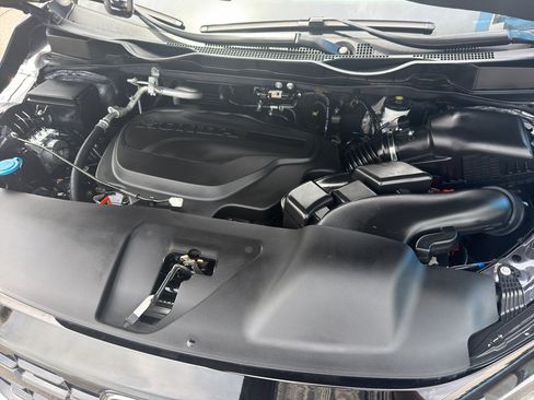 Used 2025 Honda Odyssey Elite image 8