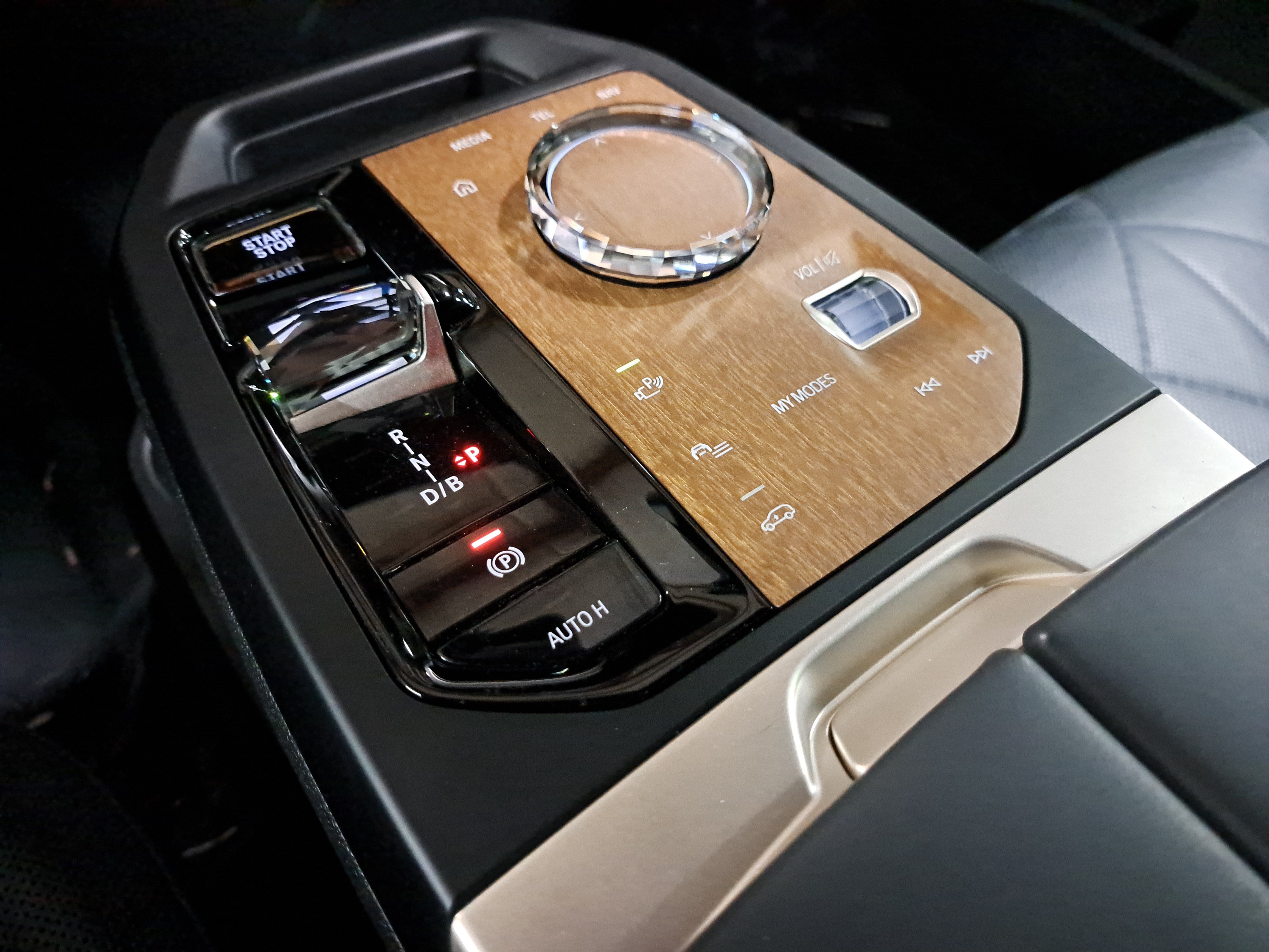 Certified 2023 BMW iX M60 AWD/4WD image 27