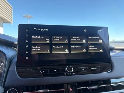 Used 2025 Mitsubishi Outlander SE FWD image 17