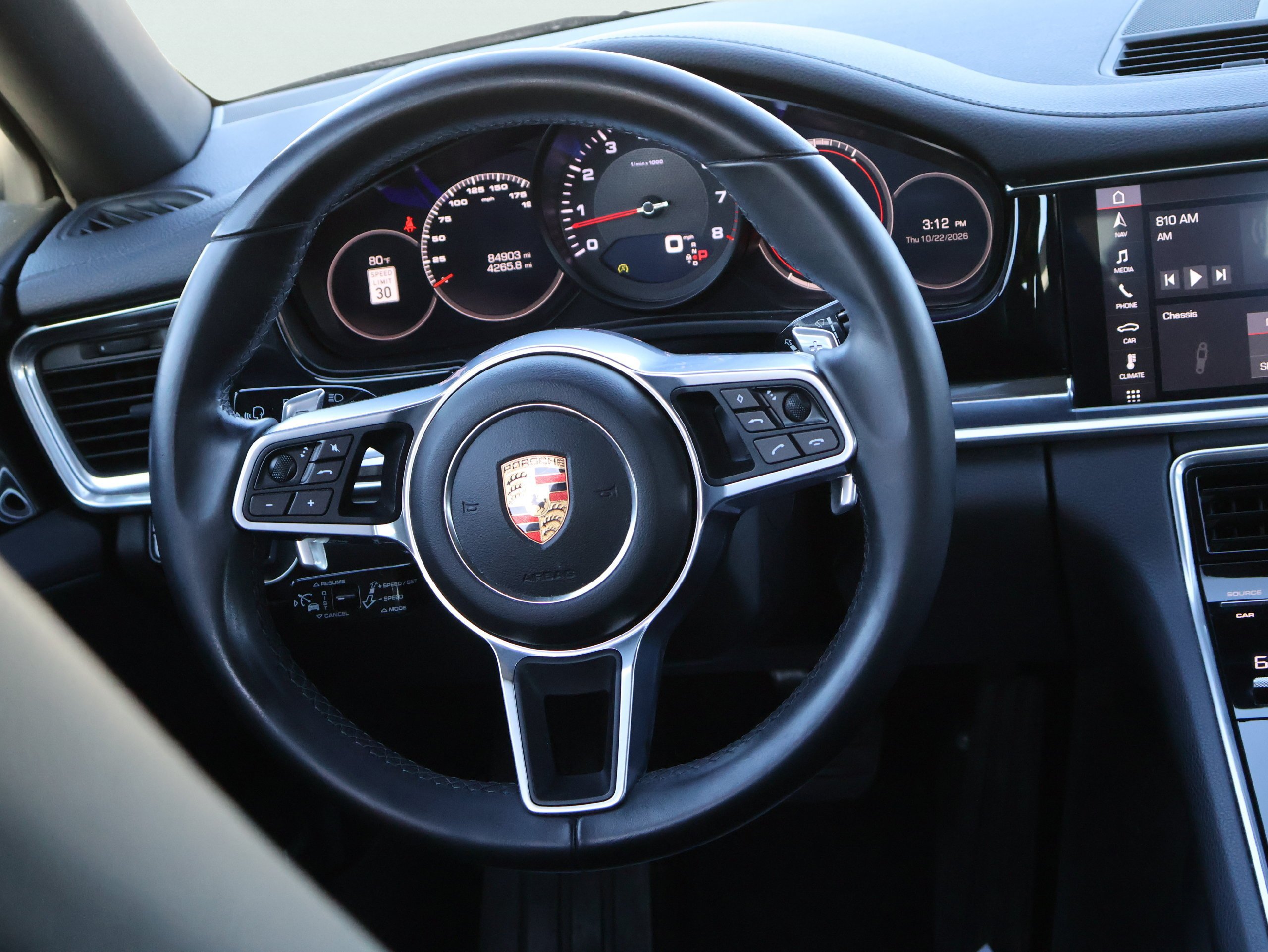 Used 2018 Porsche Panamera 4 AWD/4WD image 20