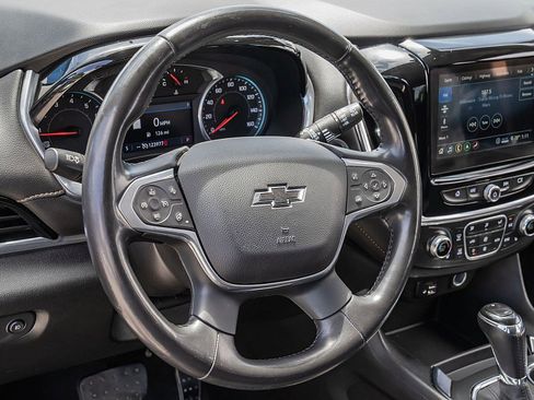 Used 2020 Chevrolet Traverse RS image 24