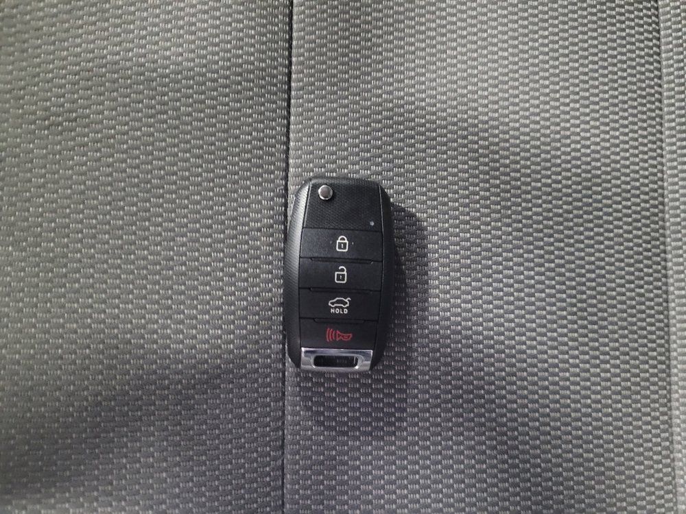 Used 2018 Kia Forte LX FWD image 32