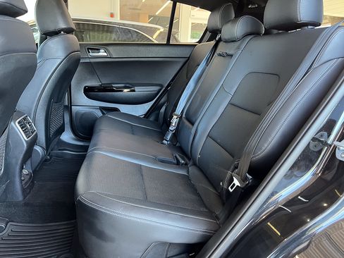 Used 2020 Kia Sportage S w/ S Premium Package AWD/4WD image 23