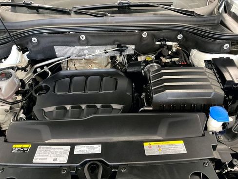 Used 2024 Volkswagen Atlas SEL Premium R-Line AWD/4WD image 35