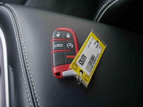 Used 2021 Dodge Challenger SRT Hellcat Redeye image 27