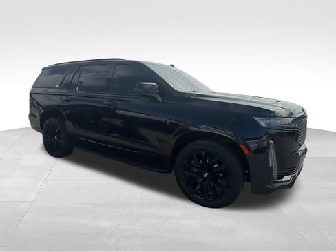 Used 2023 Cadillac Escalade Sport Platinum w/ LPO, ONYX Package AWD/4WD image 2