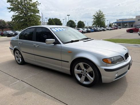 Used 2004 BMW 325i Sedan RWD image 7