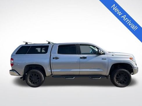 Used 2014 Toyota Tundra SR5 w/ TRD Off Road Package AWD/4WD image 8