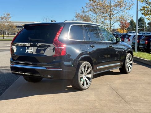 Used 2024 Volvo XC90 B5 Core image 7