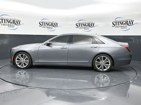 Used 2018 Cadillac CT6 Platinum AWD/4WD image 4