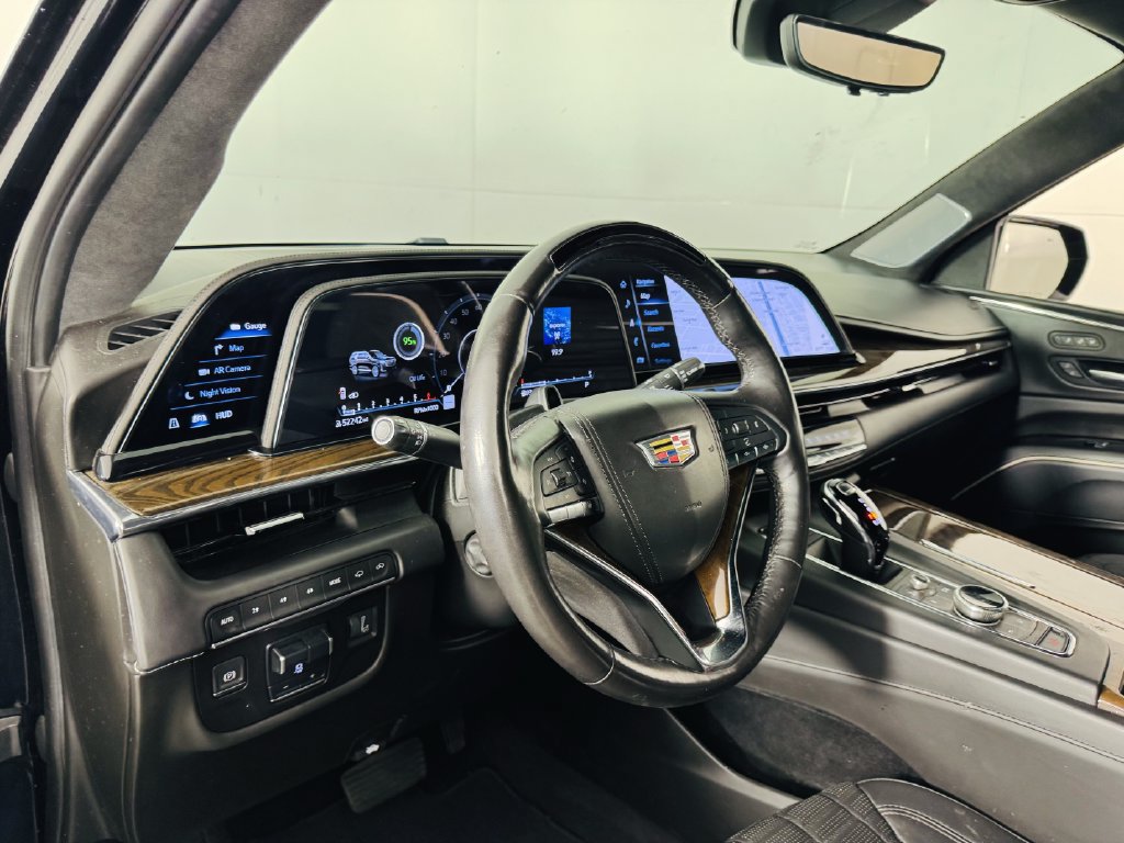 Used 2023 Cadillac Escalade ESV Premium Luxury Platinum w/ Heavy-Duty Trailer Package AWD/4WD image 9