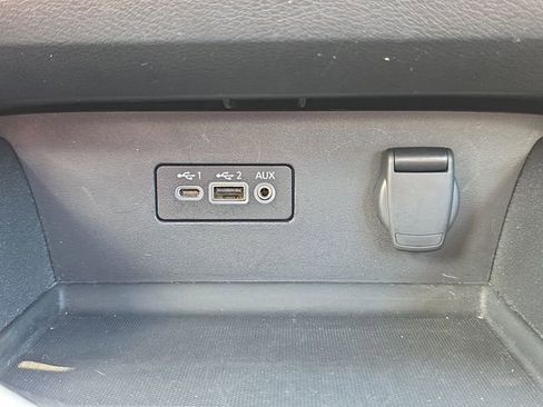 Used 2025 Nissan Altima 2.5 SV FWD image 26