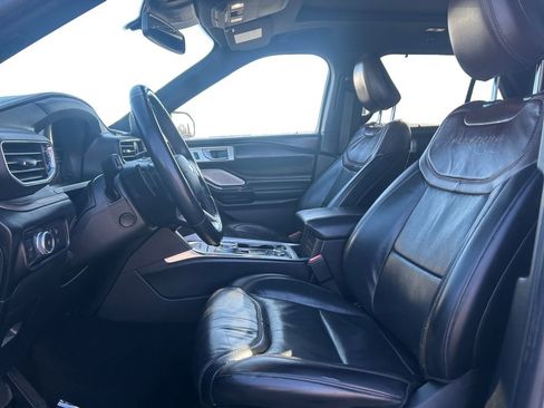 Used 2021 Ford Explorer Platinum w/ Equipment Group 601A image 11