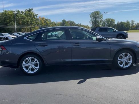 Certified 2023 Honda Accord LX image 10