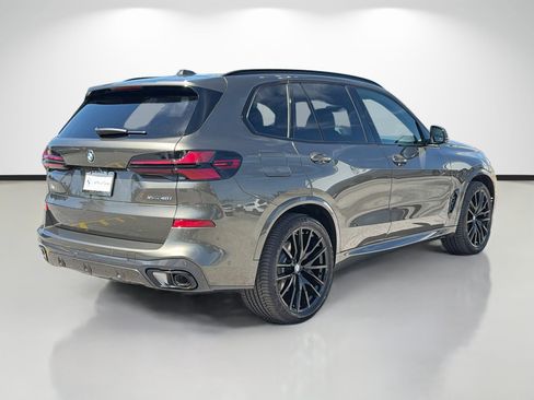 New 2026 BMW X5 xDrive40i w/ M Sport Package AWD/4WD image 3
