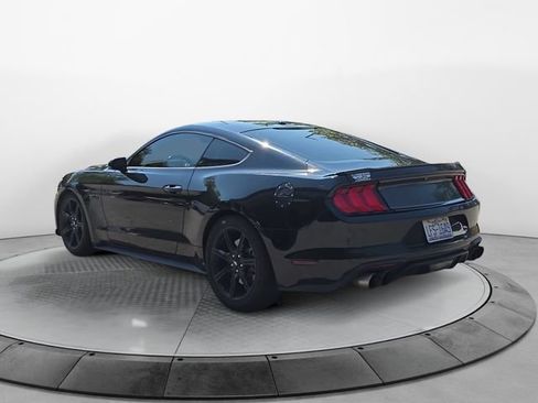 Used 2019 Ford Mustang GT w/ Black Accent Package RWD image 3