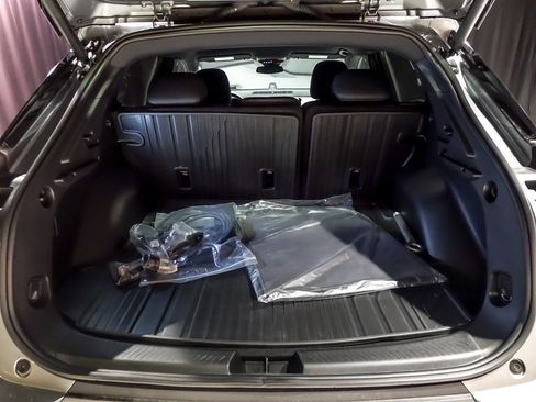 New 2026 Chevrolet Equinox EV LT image 10