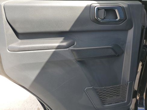 Certified 2025 Ford Bronco Big Bend image 28