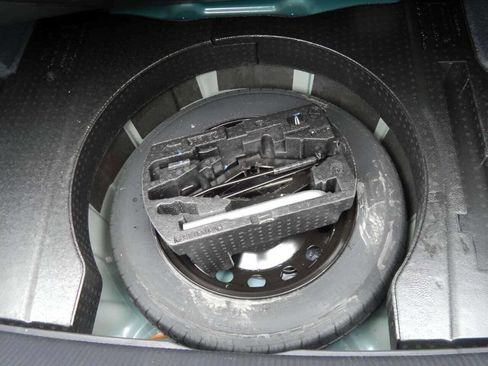 Used 2022 Volkswagen Passat 2.0T SE image 15