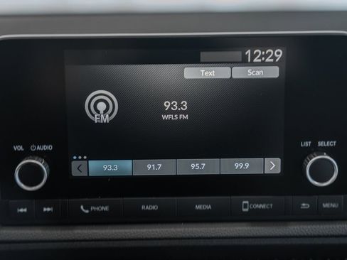 Used 2024 Honda CR-V LX image 20
