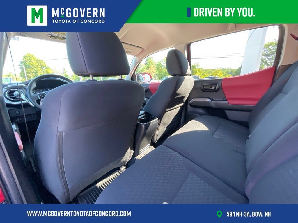 Used 2023 Toyota Tacoma SR5 AWD/4WD image 25