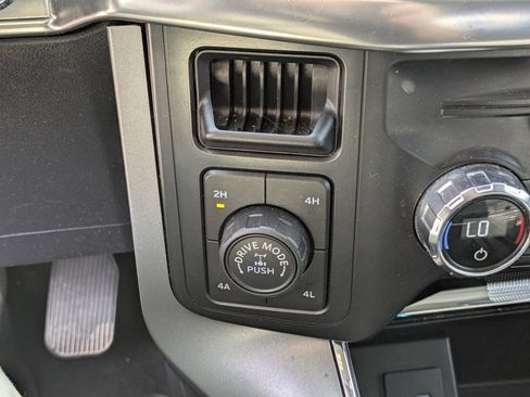 Used 2021 Ford F150 Lariat AWD/4WD image 19
