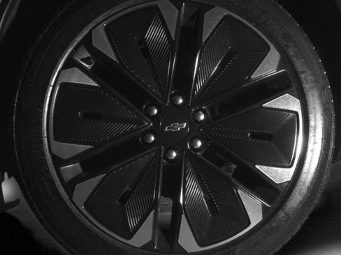 Used 2024 Chevrolet Blazer EV RS image 22