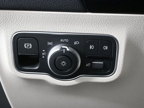 New 2026 Mercedes-Benz GLA 250 GLA 250 image 9