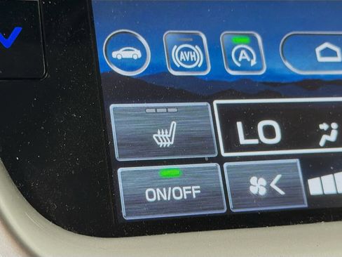 Used 2023 Subaru Outback Premium AWD/4WD image 21