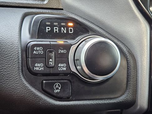 Used 2024 RAM 1500 Lone Star image 23