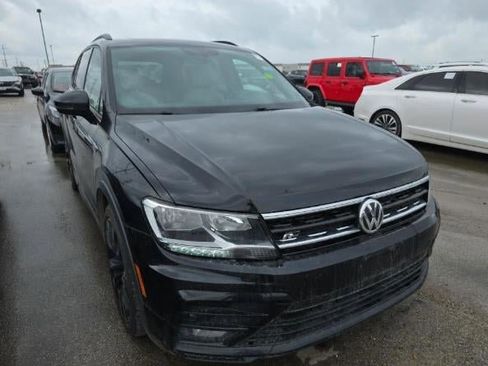 Used 2021 Volkswagen Tiguan SE R-Line FWD image 1