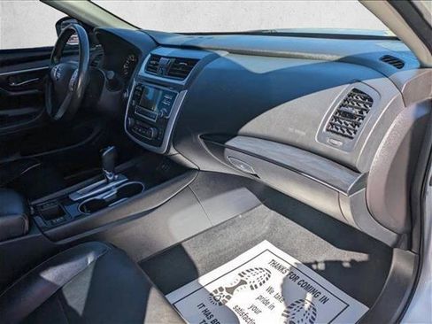 Used 2017 Nissan Altima 2.5 SL image 21