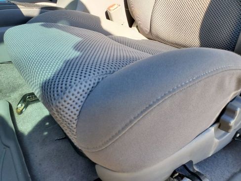 Used 2010 Toyota Tacoma PreRunner image 16