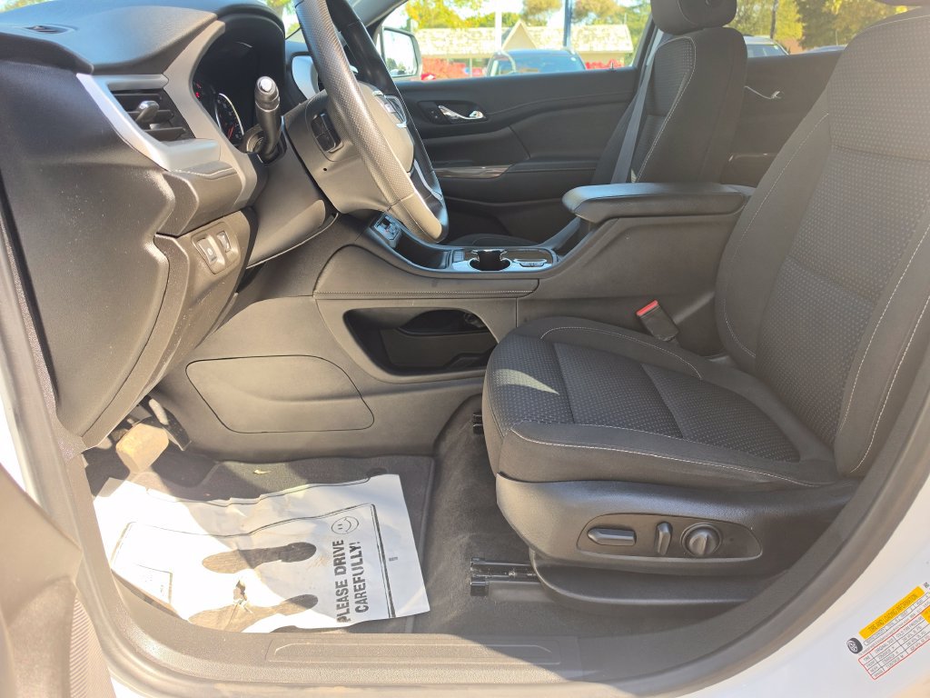 Certified 2021 GMC Acadia SLE w/ Driver Convenience Package FWD image 16