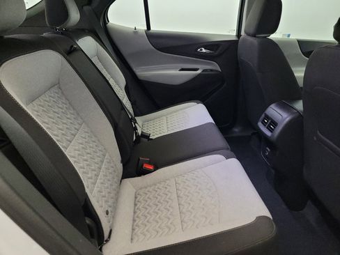Used 2024 Chevrolet Equinox LS image 19