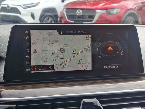 Used 2019 BMW 530i xDrive w/ Convenience Package AWD/4WD image 17