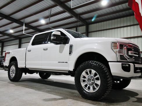 Used 2022 Ford F250 Limited AWD/4WD image 16