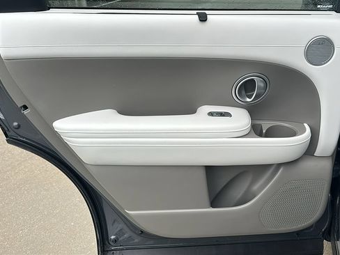 Certified 2026 Hyundai Palisade SEL FWD image 35