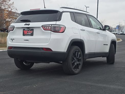 New 2026 Jeep Compass Latitude AWD/4WD image 16