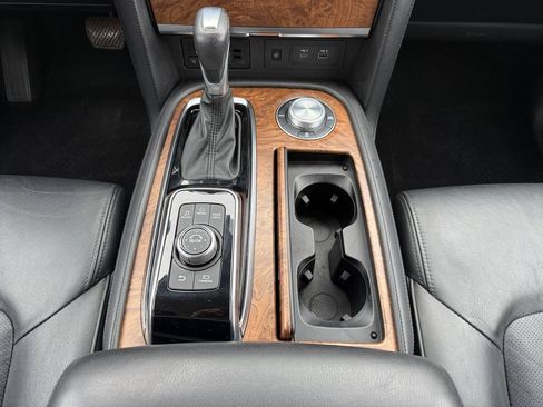 Used 2022 Nissan Armada SL AWD/4WD image 15