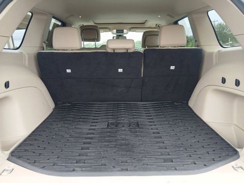 Used 2021 Jeep Grand Cherokee Limited RWD image 16