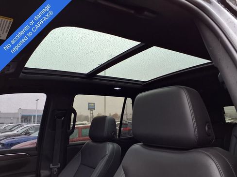 Used 2023 Chevrolet Tahoe Z71 w/ Luxury Package image 20